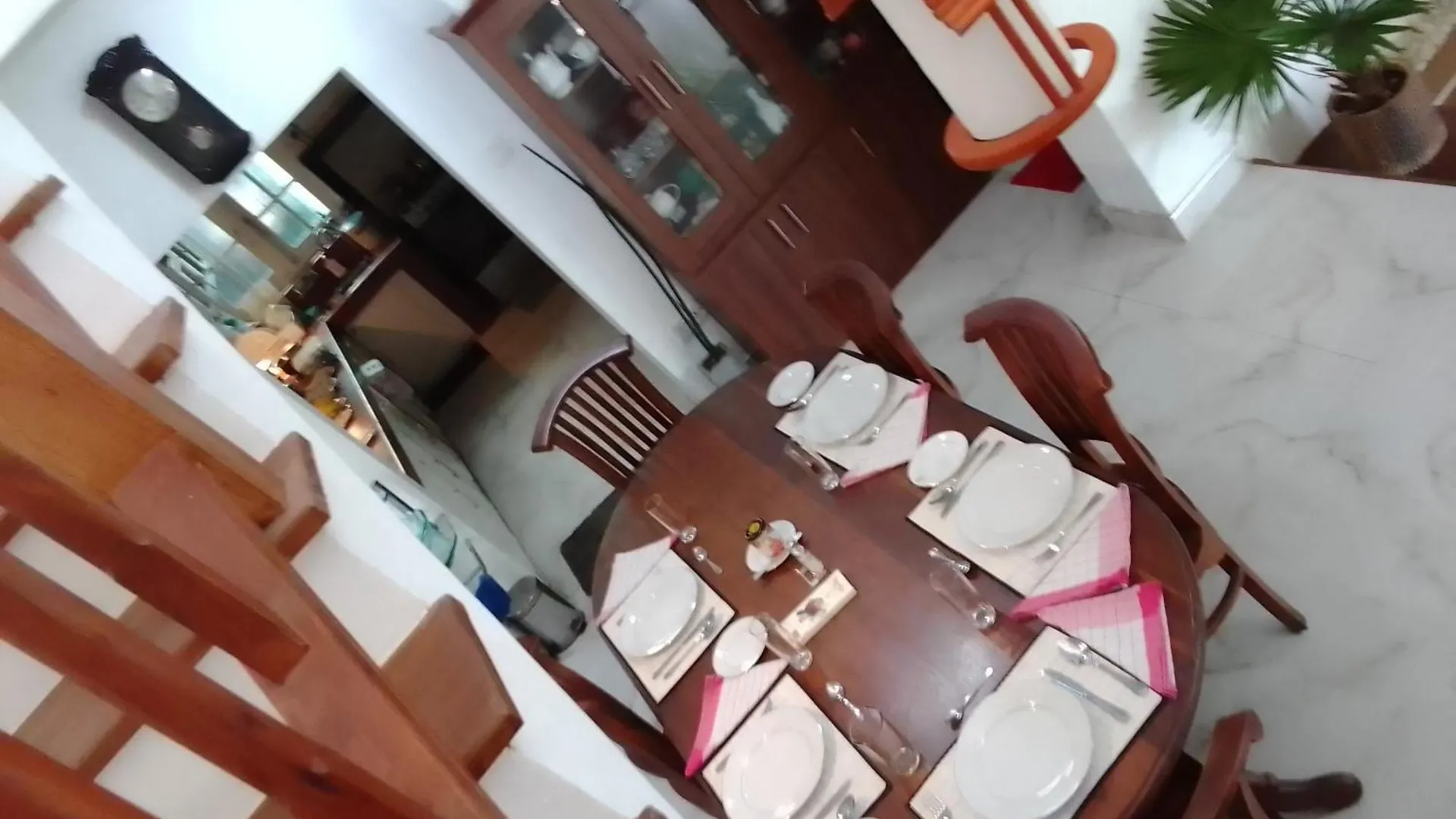 Kandy Hideout Homestay 0*,